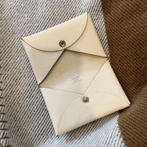 Pre-owned Hermes Nata Color Calvi Cardholder/Wallet in Epsom Retail for $395